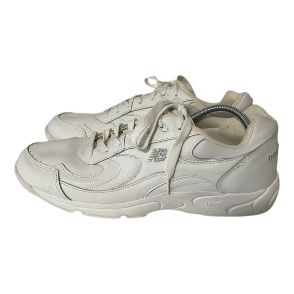 New Balance \